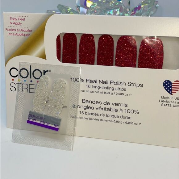Color Street | A-Lister a sparkling red and gold glitter nail strip set - Picture 10 of 16